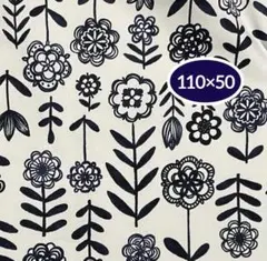 フラワー柄　ネイビー　オックス生地　約110㎝巾×50㎝ 北欧風　花柄
