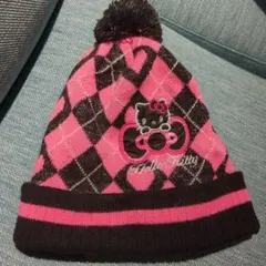Hello Kitty ニット帽 黒ピンクラメ アーガイルチェック ポンポン付き