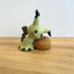 ポケモンフィギュア　ミミッキュ　レアポーズ