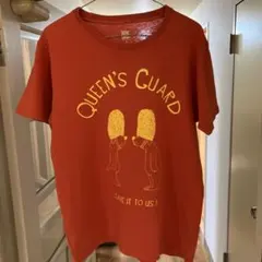 グラニフ クイーンズガードプリントTシャツ