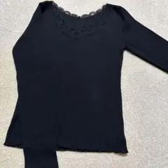 レースネック ブラック 長袖トップス　Mサイズ　リブ素材