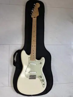 Fender オフセットDuo-Sonic Arctic White 値下げ中のサムネイル