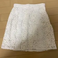 rienda 花柄　スカート　新品未使用のサムネイル