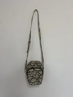 GRL ショルダーバッグ クロコダイル柄