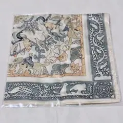 新品❗️アニマル　動物　犬　猫　スカーフ　ホワイト　ベージュ　ブラック