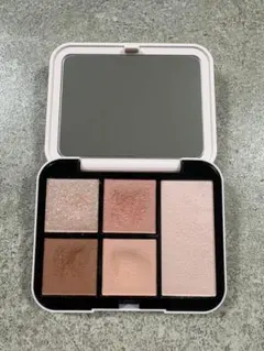 SNIDEL BEAUTY フェイススタイリスト　n02のサムネイル