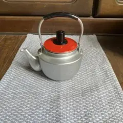 レトロ　前川金属 銀河急須　(ステン茶コシ付) 7号（箱なし）