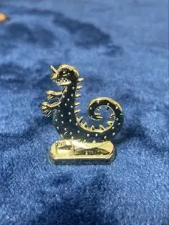 金メッキ　宇宙怪獣　台座怪獣　ペラ怪獣　コリス　フエラムネのサムネイル