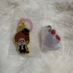 モンチッチ　マーカーアクセサリー　シルクハット　ハローキティ　ケーキ　ガチャ