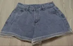 デニムショートパンツ フリル付き