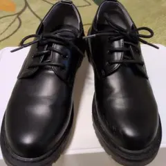 ブラックレザーローファー