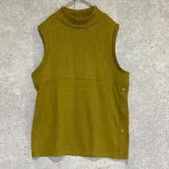 Has ideal（M）ニットベスト＊ハイネック＊伸縮性＊リブ＊ノースリーブ＊緑