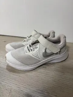 Nike キッズスニーカー ホワイト 18センチ