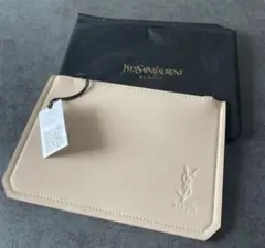 イブサンローラン　フラットポーチ　ノベルティ　ベージュ　ジッパー　ボーテ
