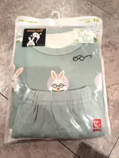 UNIQLO ベビーパジャマ 90サイズ めがねうさぎ
