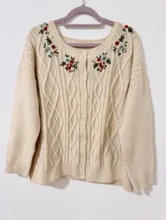 Samansa Mos2 花刺繍ケーブルニットカーディガン