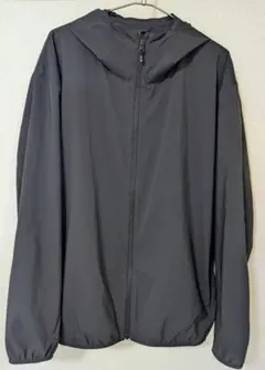 ユニクロ　ポケッタブルUVカットパーカー　黒　Mサイズ　開封済