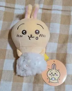 ちいかわ うさぎ デスクトップから見守るひっかけぬいぐるみ おにぎり