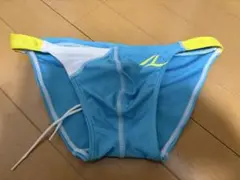 AQUX 競パン