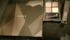 THREE スリー ワイルドアットハート キット　4Dプラスアイパレット X02