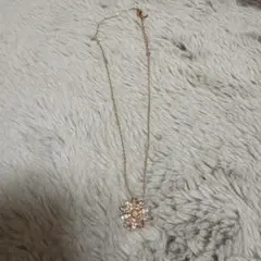 SWAROVSKI フラワー ネックレス