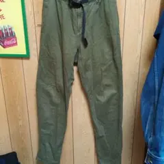 GRAMICCオリーブ色 調整可能ウエストカーゴパンツ