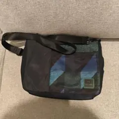 ポール・スミス サコッシュ ネイビー