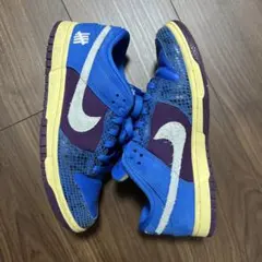 NIKE Dunk low undefeated