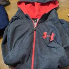 UNDER ARMOUR グレー 赤 フルジップパーカー LG
