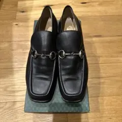 GUCCI ブラックレザーモカシン 38
