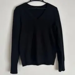 【美品】ユニクロ　カシミヤVネックセーター 黒