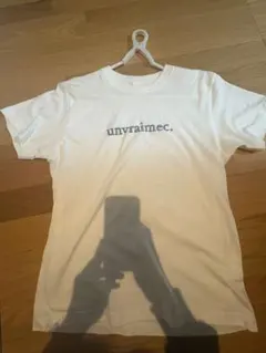 unvraimec. 刺繍ロゴ クルーネックTシャツ ホワイト