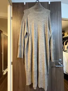 【nano universe ナノユニバース】ベージュ タートルニットワンピース