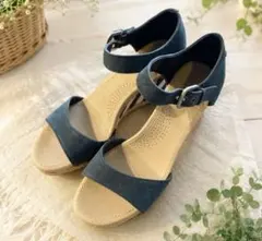 UGG australia24-25アターシャストライプ ウェッジソールサンダルのサムネイル