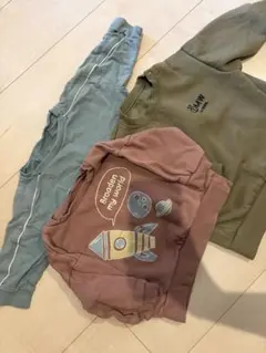 トレーナー　Tシャツ　ロンT