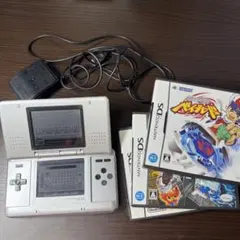 【すぐ遊べます】ニンテンドーDS シルバー 本体 ACアダプター、ソフト付き