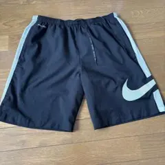 Nike Dri-FIT 黒ショートパンツ Lサイズ