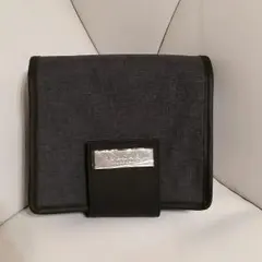 新品BVLGARIポーチ