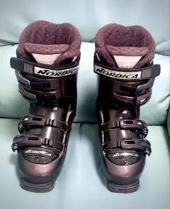 2025年最新】NORDICA スキーブーツ(女性用)の人気アイテム - メルカリ
