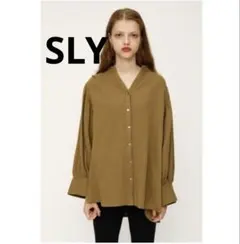新品未使用　SLY トップス　長袖　フリーサイズ　ゆったり