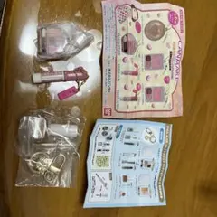 CANMAKE リップス　アイシャドウ PAUL&JOE ネイル　キーホルダー