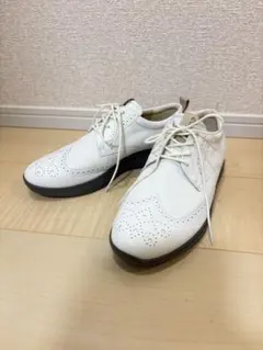 【1週間限定価格／新品】ECCOゴルフシューズ CLASSIC LUXホワイト 売り切り限定価格／新品】ECCOゴルフシューズ CLASSIC LUXホワイト