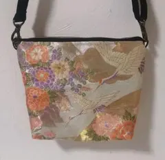 Item thumbnail for item e899623f-343a-42ba-8a33-915fa693f504