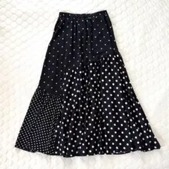 【美品】BEARDSLEY ドットパッチワークロングスカート フレア　FREEのサムネイル