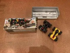GUNCUNTANK リモコンカー 黒・黄色