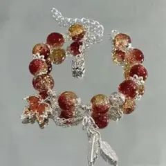 楓チャームの紅葉ブレスレット