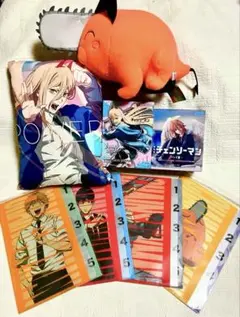 チェンソーマングッズ４種(フィギュア×２種、クッション、ぬいぐるみ)のサムネイル
