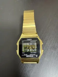 SUPREME ✖︎ TIMEX INDIGLO デジタル腕時計 Timex Supreme Digital Watch Debuts To High Demand | aBlogtoWatch