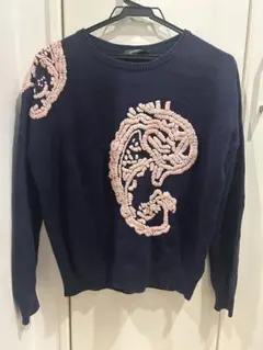 ネイビー ピンク刺繍 クルーネックセーター max&CO