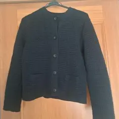 美品ユニクロ黒のテクスチャー長袖カーディガン